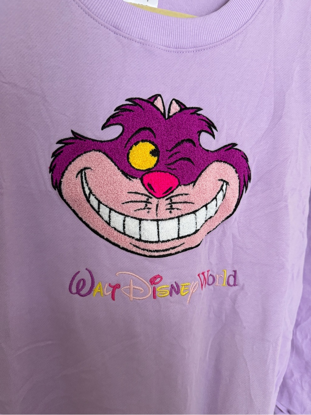 NWOT Disney Alice in Wonderland Cheshire Cat sweatshirt - L - Picture 2 of 6